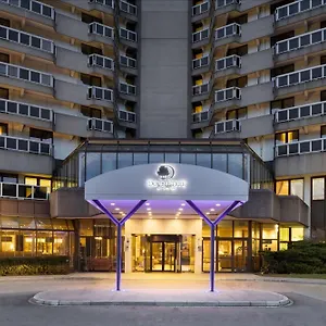 Doubletree By Hilton Hotel