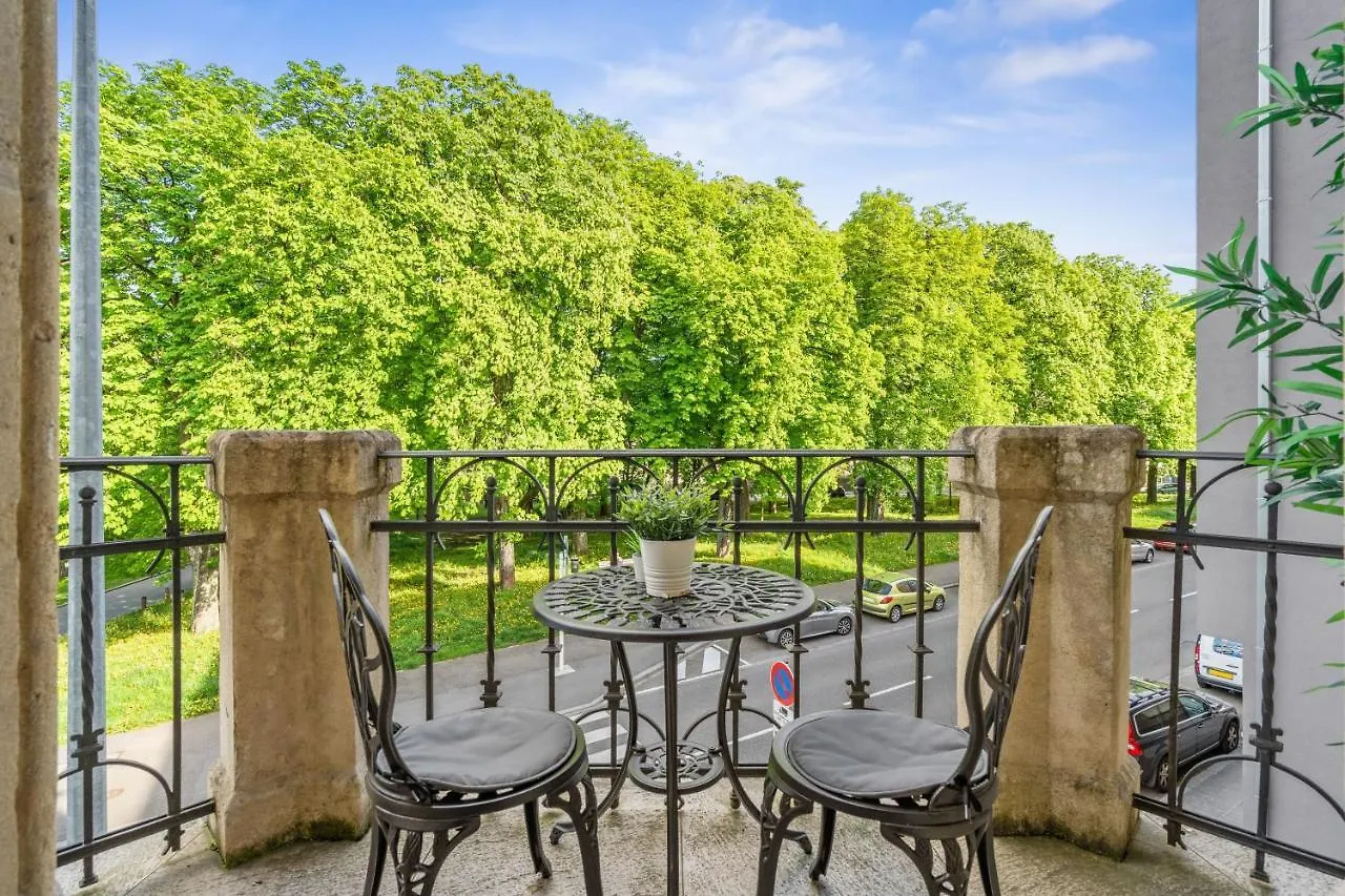 Villa Charming Room With Balcony In Center Luxembourg Luxembourg