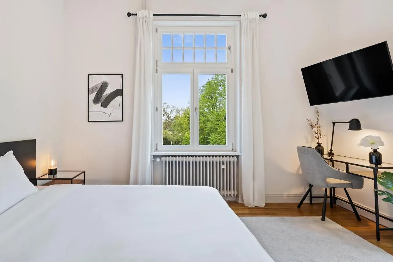 Charming Room With Balcony In Center 룩셈부르크 빌라