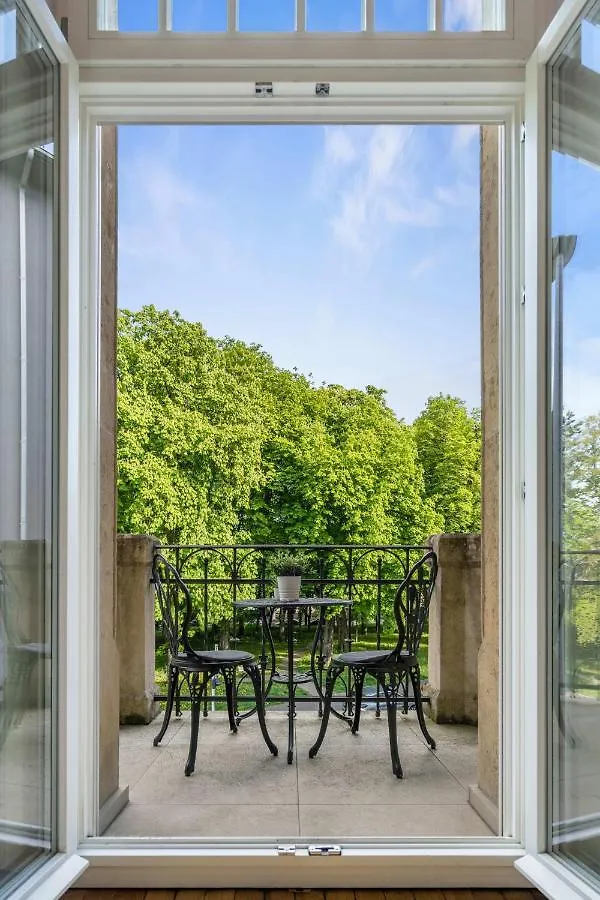 Charming Room With Balcony In Center 룩셈부르크 룩셈부르크