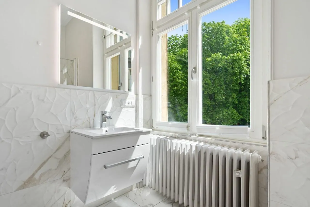 Charming Room With Balcony In Center 룩셈부르크