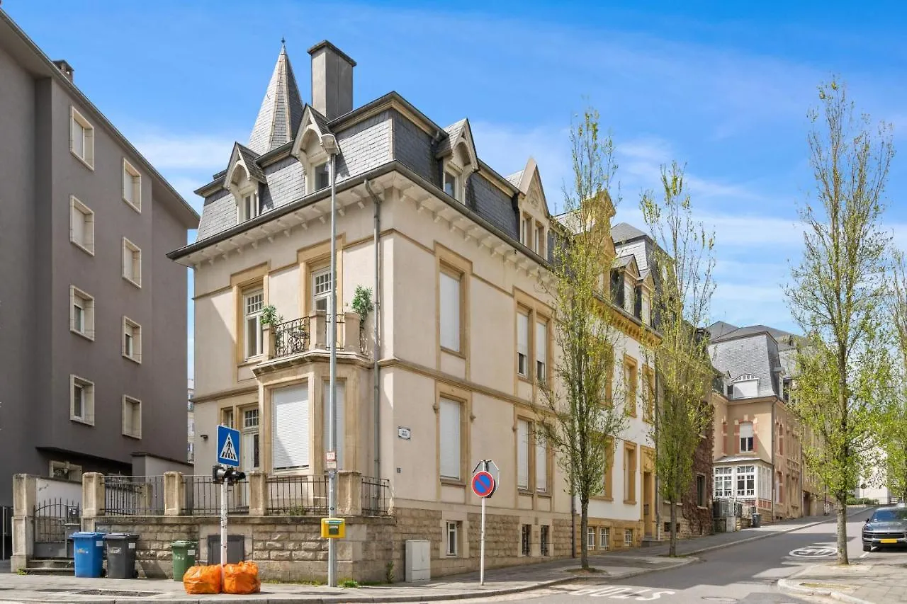 Charming Room With Balcony In Center Luksemburg