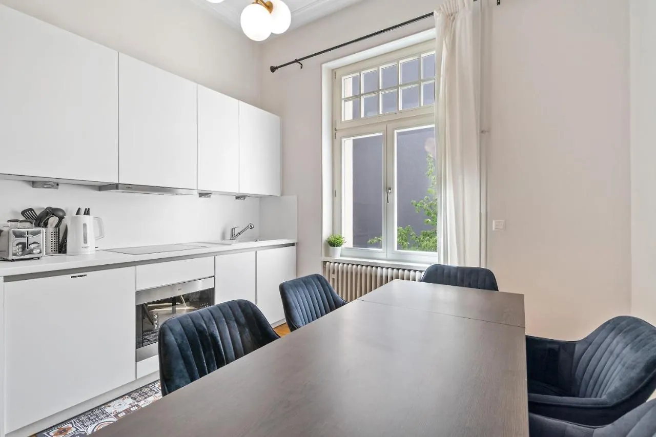 Willa Charming Room With Balcony In Center Luksemburg