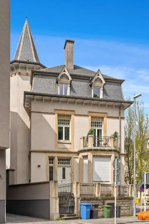 Charming Room With Balcony In Center Luksemburg